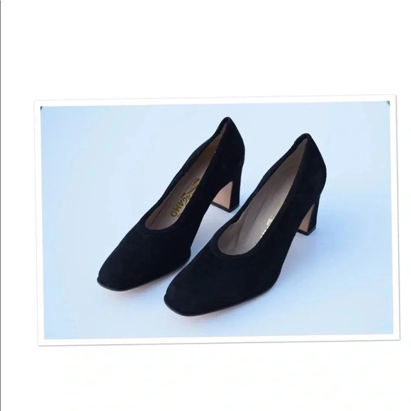 Salvatore Ferragamo suede pumps - Picture 2 of 8